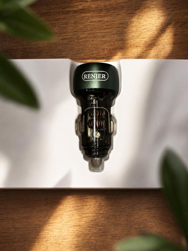 شارژر فندکی شیشه ای Renjer مدل RJ-C105